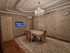 Kirayə 2 otaqlı Mənzil 80 m² Nərimanov r. Nərimanov m. – şəkil 1