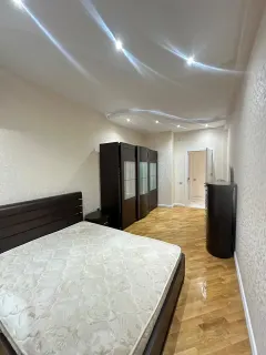 Kirayə 5 otaqlı Mənzil 265 m² Nəsimi r. – şəkil 14