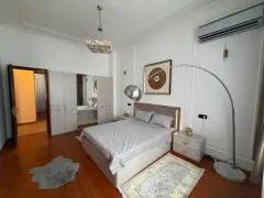 Kirayə 3 otaqlı Mənzil 140 m² Səbail r. – şəkil 19