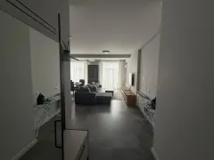 Kirayə 3 otaqlı Mənzil 100 m² Səbail r. – şəkil 2