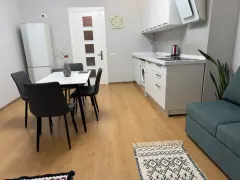 Kirayə 3 otaqlı Mənzil 130 m² Nəsimi r. – şəkil 12