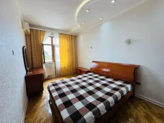 Tibb universitetinin yanı – şəkil 7