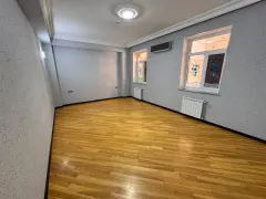 For rent 8-room Office 250 m² Nəsimi dist. – şəkil 1