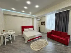 Kirayə 1 otaqlı Mənzil 45 m² Nərimanov r. – şəkil 2
