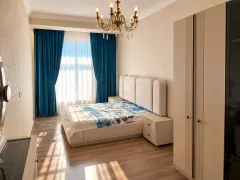 Kirayə 2 otaqlı Mənzil 96 m² Nərimanov r. – şəkil 2