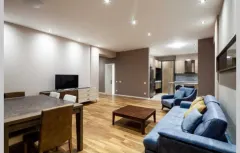 Kirayə 2 otaqlı Mənzil 94 m² Nəsimi r. – şəkil 3