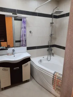 Kirayə 3 otaqlı Mənzil 130 m² Xətai r. – şəkil 13