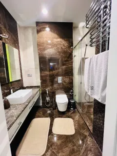 Kirayə 3 otaqlı Mənzil 178 m² Nəsimi r. – şəkil 12