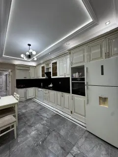 Kirayə 3 otaqlı Mənzil 130 m² Nizami r. Neftçilər m. – şəkil 19