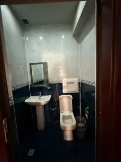 Kirayə 3 otaqlı Mənzil 125 m² Nəsimi r. – şəkil 14