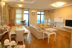 Kirayə 4 otaqlı Mənzil 270 m² Nəsimi r. – şəkil 2