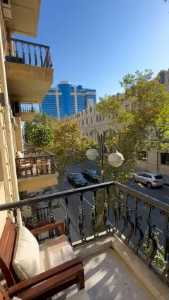 Kirayə 2 otaqlı Mənzil 80 m² Səbail r. Sahil m. – şəkil 5
