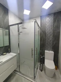 Kirayə 3 otaqlı Mənzil 140 m² Nəsimi r. 28 May m. – şəkil 20