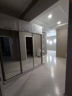 Kirayə 3 otaqlı Mənzil 125 m² Yasamal r. Yeni Yasamal q. İnşaatçılar m. – şəkil 4