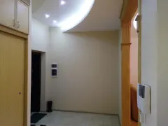 8 NOYABR METROSUNUN YANINDA GENİŞ – şəkil 7