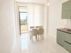 Kirayə 2 otaqlı Mənzil 85 m² Nəsimi r. – şəkil 1