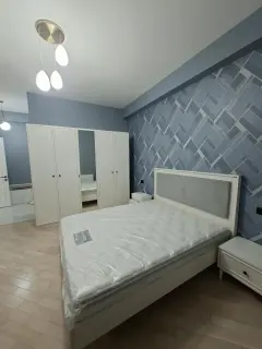 Kirayə 3 otaqlı Mənzil 130 m² Xətai r. Ağ şəhər q. – şəkil 2