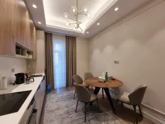 Kirayə 3 otaqlı Mənzil 100 m² Xətai r. Ağ şəhər q. – şəkil 7