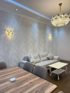 Kirayə 2 otaqlı Mənzil 80 m² Xətai r. Ağ şəhər q. Şah İsmayıl Xətai m. – şəkil 1