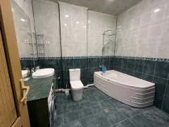 Kirayə 3 otaqlı Mənzil 152 m² Yasamal r. – şəkil 5