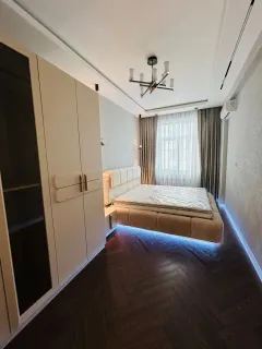 Kirayə 2 otaqlı Mənzil 70 m² Yasamal r. – şəkil 18