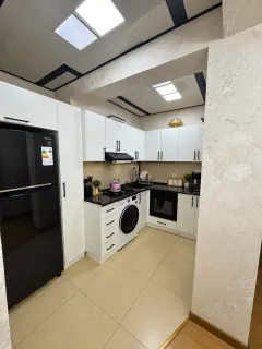 Kirayə 3 otaqlı Mənzil 110 m² Yasamal r. Yeni Yasamal q. İnşaatçılar m. – şəkil 6