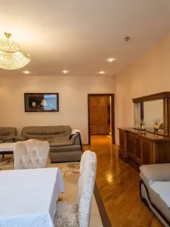 Kirayə 3 otaqlı Mənzil 135 m² Yasamal r. Nizami m. – şəkil 4