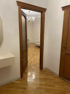 Kirayə 2 otaqlı Mənzil 70 m² Nərimanov r. – şəkil 4