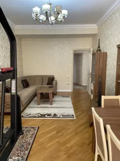 Kirayə 3 otaqlı Mənzil 126 m² Xətai r. Ağ şəhər q. – şəkil 1