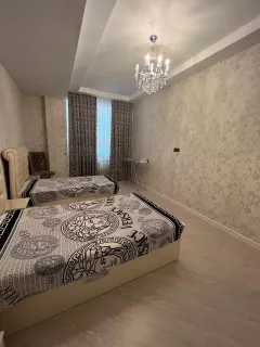 Kirayə 3 otaqlı Mənzil 140 m² Nəsimi r. Gənclik m. – şəkil 5
