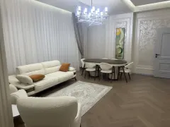 Kirayə 3 otaqlı Mənzil 115 m² Nəsimi r. – şəkil 3