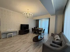 Kirayə 3 otaqlı Mənzil 110 m² Nəsimi r. – şəkil 4