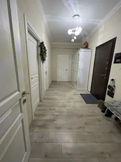 Kirayə 3 otaqlı Mənzil 112 m² Yasamal r. – şəkil 10