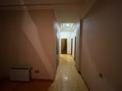 Kirayə 3 otaqlı Mənzil 130 m² Yasamal r. – şəkil 13