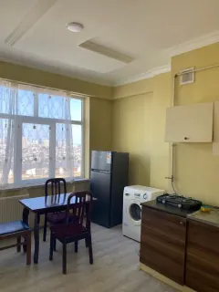 Kirayə 4 otaqlı Mənzil 155 m² Yasamal r. Yeni Yasamal q. İnşaatçılar m. – şəkil 11