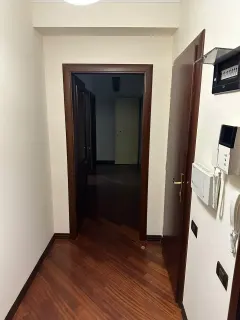 Kirayə 3 otaqlı Mənzil 130 m² Səbail r. İçərişəhər m. – şəkil 4