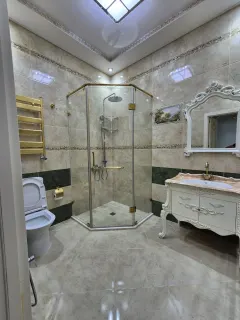 Kirayə 2 otaqlı Mənzil 117 m² Nəsimi r. – şəkil 3