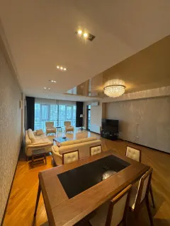 Kirayə 3 otaqlı Mənzil 250 m² Yasamal r. Elmlər Akademiyası m. – şəkil 3