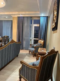 Satılır 4 otaqlı Mənzil 170 m² Xətai r. – şəkil 1