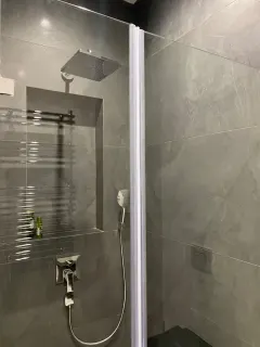 Kirayə 2 otaqlı Mənzil 100 m² Səbail r. – şəkil 8