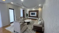 Kirayə 4 otaqlı Mənzil 170 m² Səbail r. İçərişəhər m. – şəkil 1