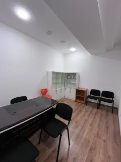 Kirayə 1 otaqlı Ofis 17 m² Nəsimi r. 28 May m. – şəkil 1