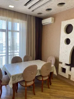 Kirayə 2 otaqlı Mənzil 55 m² Yasamal r. – şəkil 2