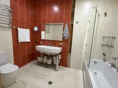 Kiralık 3 odalı Daire 130 m² Nəsimi ilçesi 28 May metro – şəkil 10