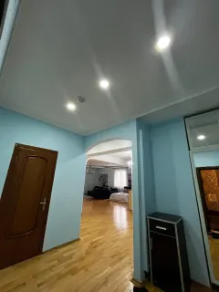 Kirayə 4 otaqlı Mənzil 185 m² Nəsimi r. – şəkil 6