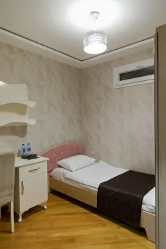 Kirayə 4 otaqlı Mənzil 100 m² Nəsimi r. – şəkil 5