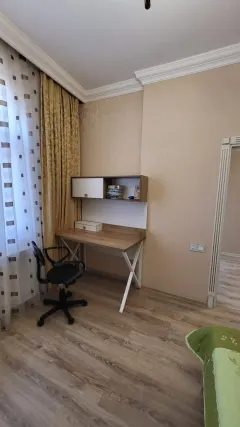 Kirayə 7 otaqlı Həyət evi / Bağ evi 260 m² Səbail r. – şəkil 6