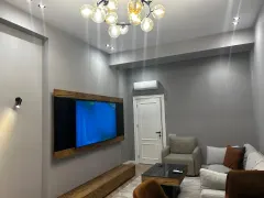 Kirayə 2 otaqlı Mənzil 100 m² Nəsimi r. – şəkil 3