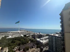 Satılır 4 otaqlı Mənzil 178.1 m² Səbail r. – şəkil 1