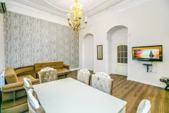 For rent 5-room Apartment 160 m² Səbail dist. – şəkil 1
